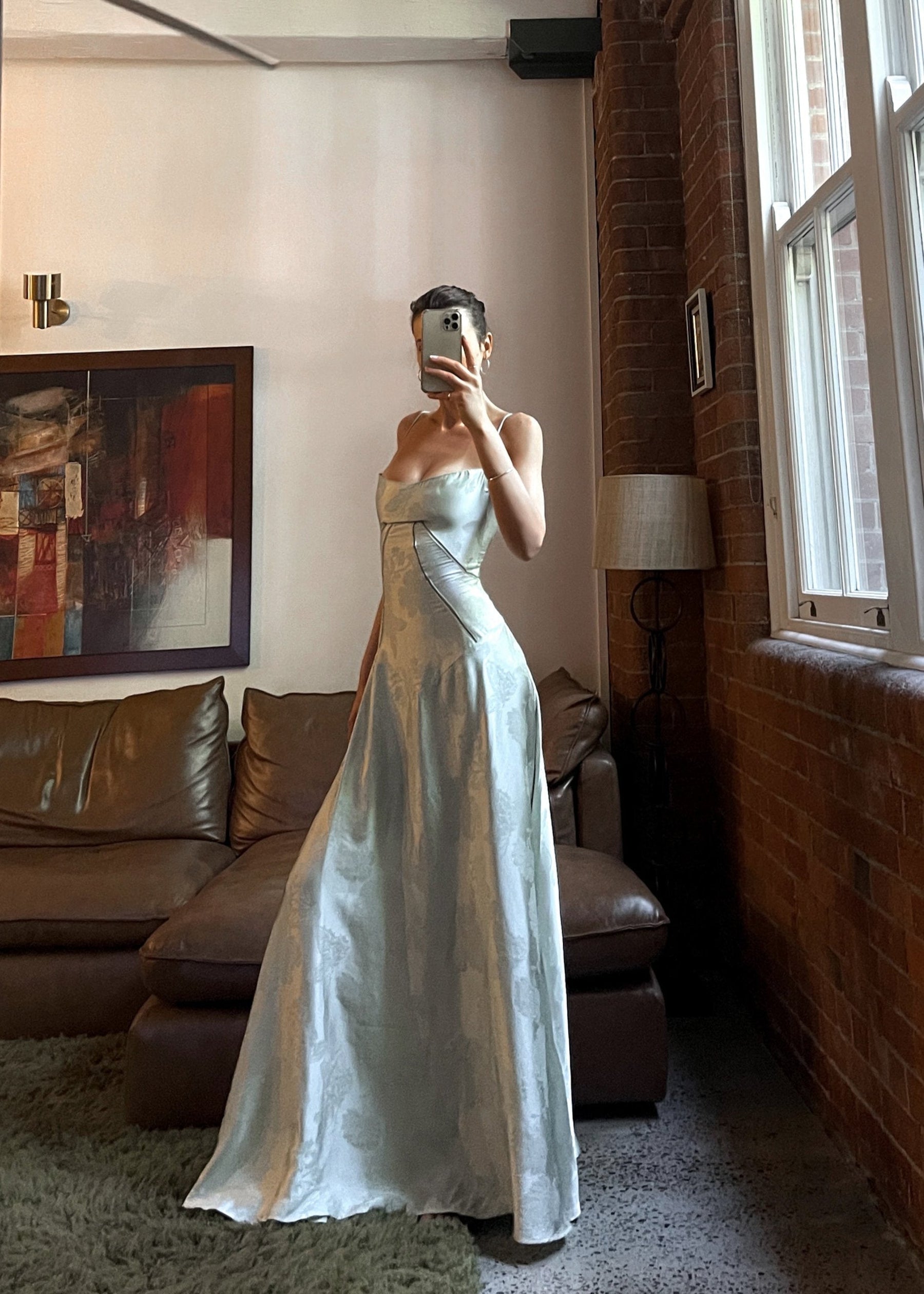 Sophie - Lange Satijnen Jurk, Elegant en Vloeiend