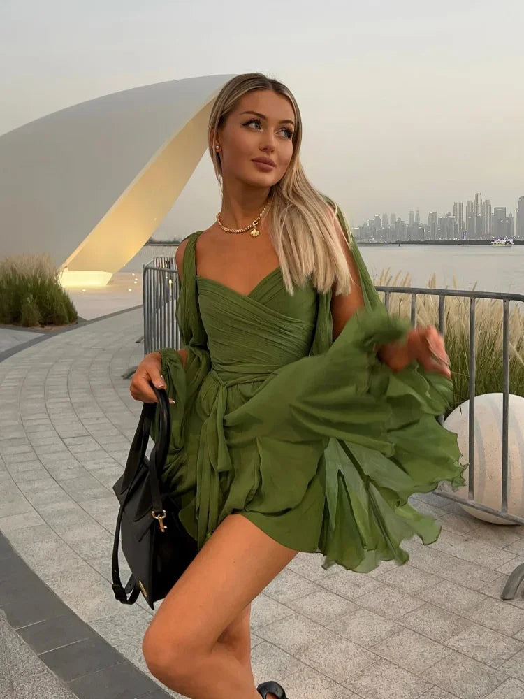 Amira - Elegante Chiffon Mini Jurk met Flowy Mouwen en A-Lijn Pasvorm