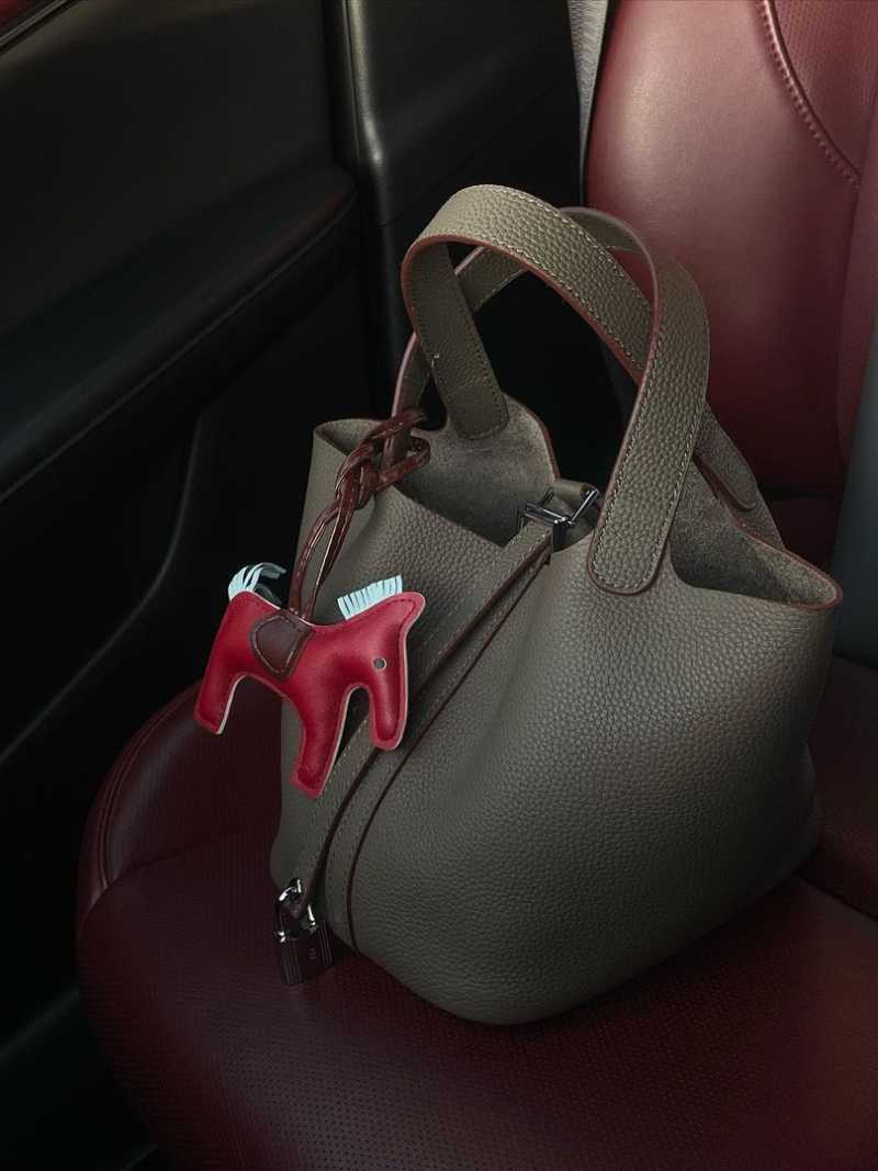 Fiora - Luxe handtas