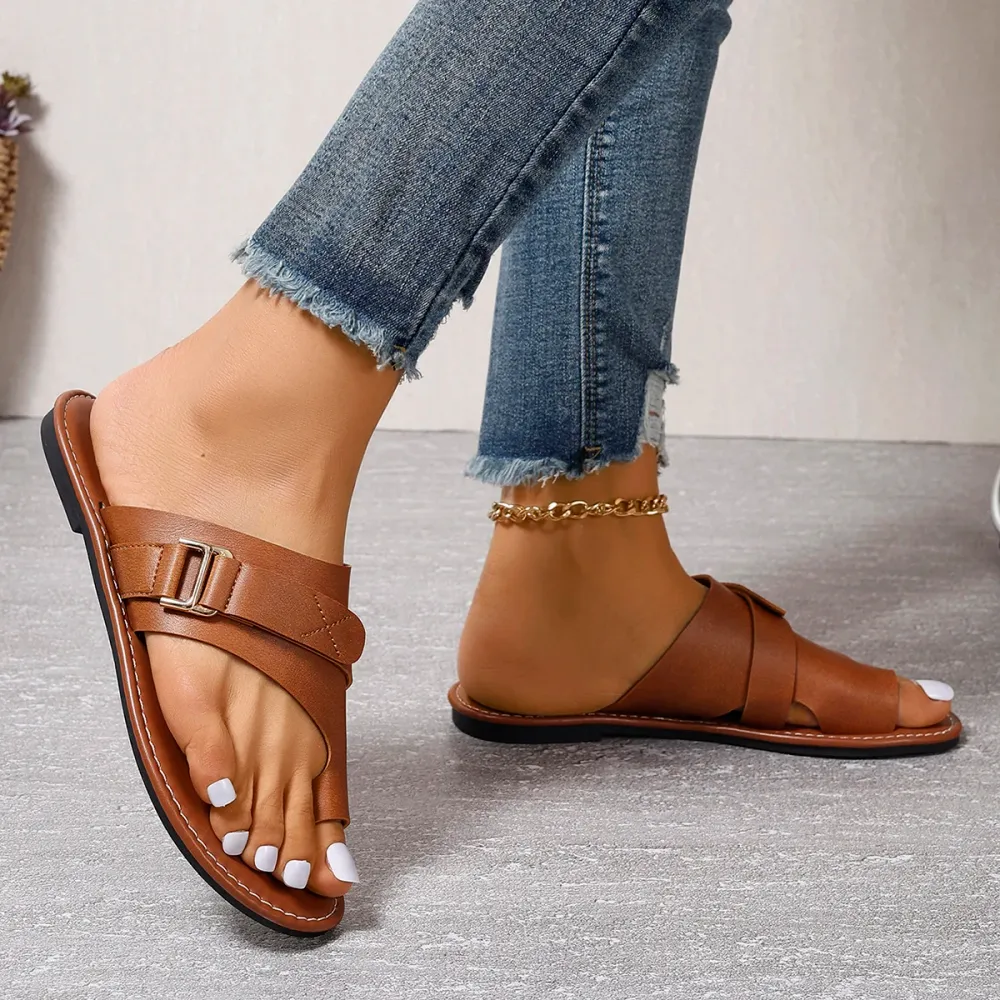 Aria- Comfortabele Leren Slippers met Verstelbare Band