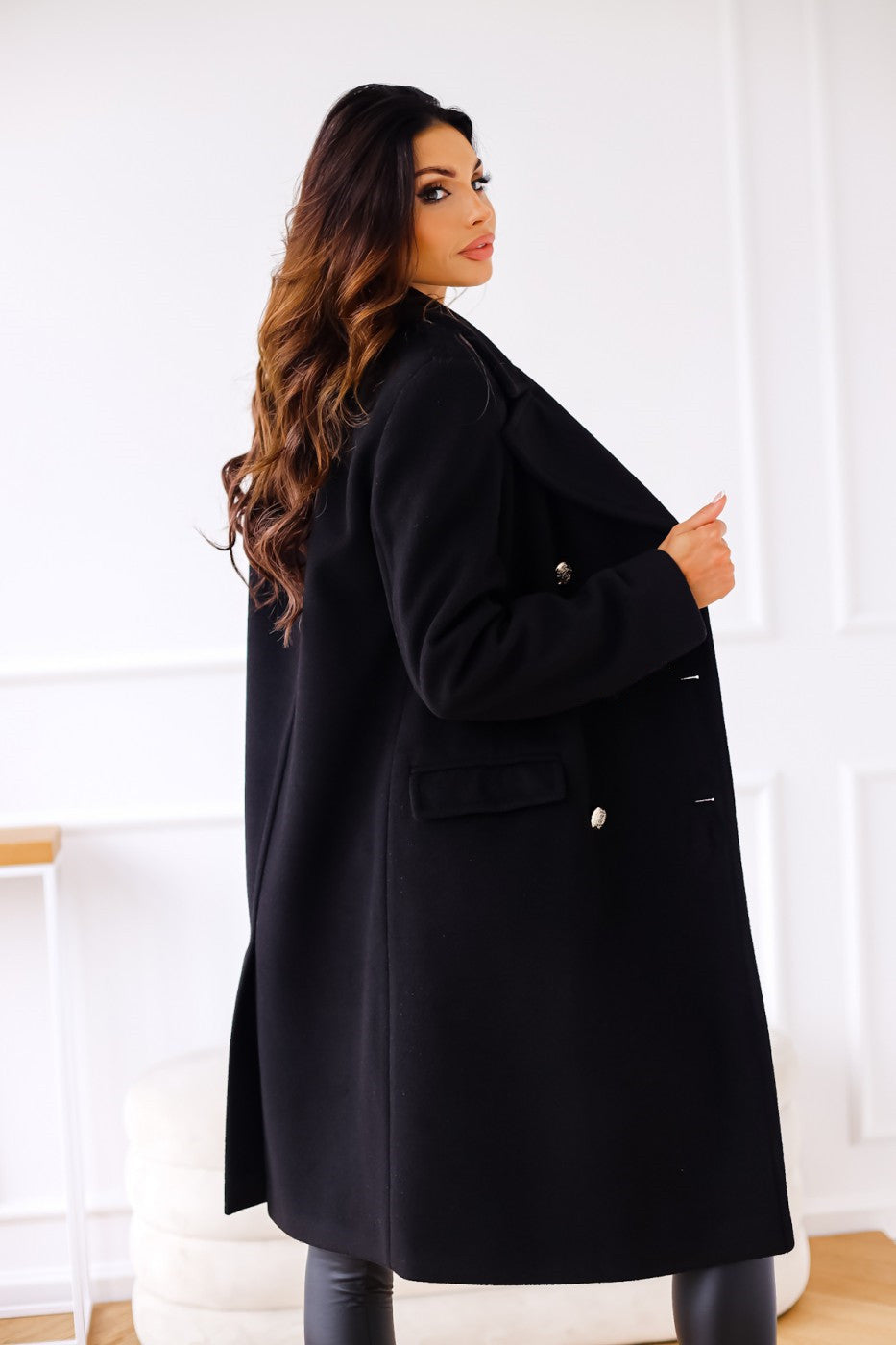 Dames Warme Dubbelrijige Lange Winter Trench Overjas | Met Gouden Knopen