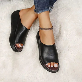 Anna - Comfortabele Leren Slippers met Sleehak