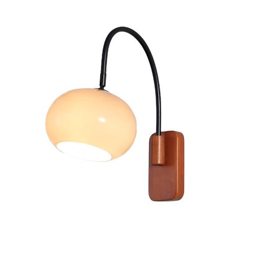 GlowWood - Stijlvolle Wandlamp met Houten Basis