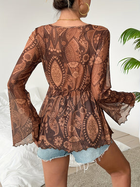 Mila - Bohemian Chiffon Blouse met Paisley Print en Trompetmouwen