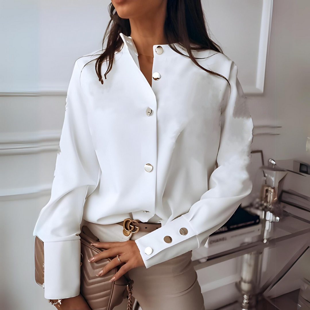 Anna – Elegante Blouse met Opstaande kraag en Gouden Knopen