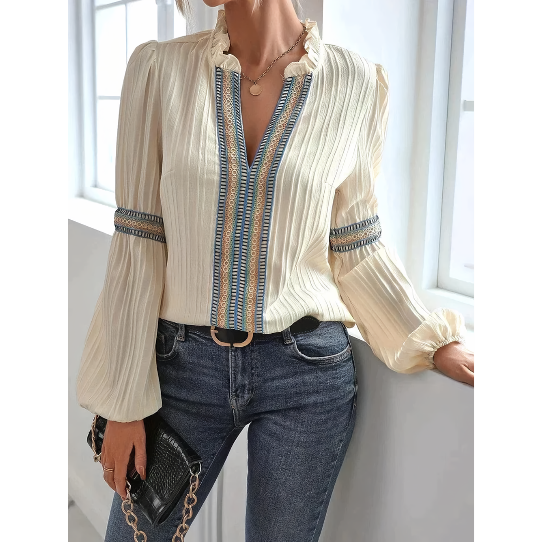 Elise – Boho Chic Blouse met Borduursels & Lange Mouwen