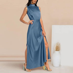 Camille – Lange Satijnen Jurk met Elegante Split