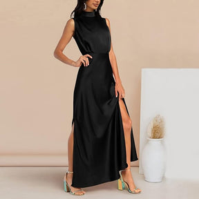 Camille – Lange Satijnen Jurk met Elegante Split