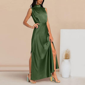 Camille – Lange Satijnen Jurk met Elegante Split