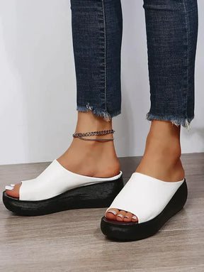 Anna - Comfortabele Leren Slippers met Sleehak