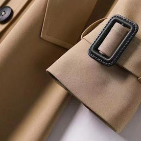 Dames Lange Winter Trenchcoat | Dubbelgeknoopte Mantel met Ceintuur