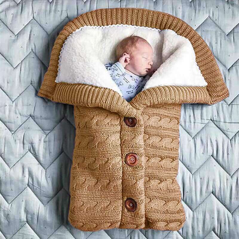 CozyNest - Gebreide Baby Wikkeldeken met Knoopsluiting