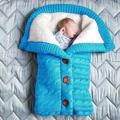 CozyNest - Gebreide Baby Wikkeldeken met Knoopsluiting