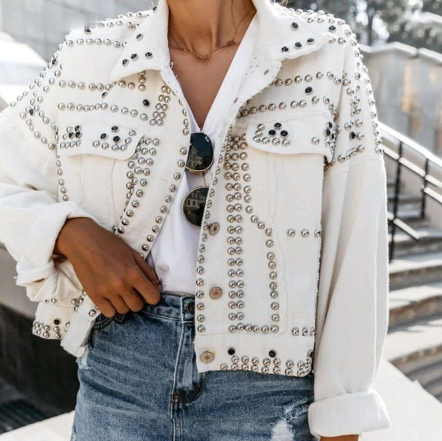 Dames Bomberjack met Studs | Knoopsluiting en Vintage Afgewerkte Zoom
