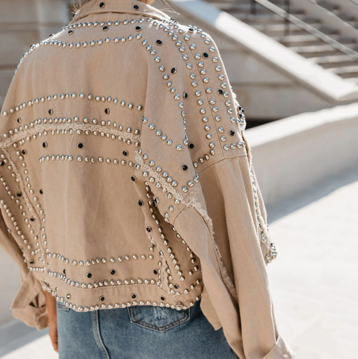 Dames Bomberjack met Studs | Knoopsluiting en Vintage Afgewerkte Zoom