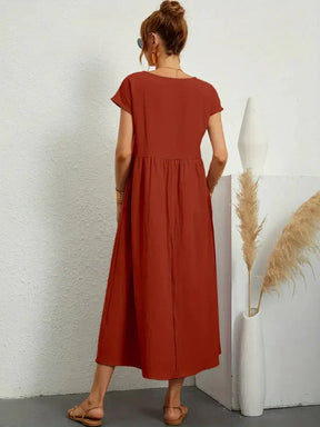 Amélie - Minimalistische Midi Jurk met Relaxte Pasvorm en Korte Mouwen