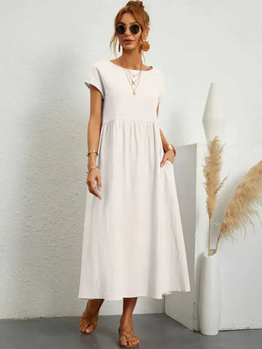 Amélie - Minimalistische Midi Jurk met Relaxte Pasvorm en Korte Mouwen