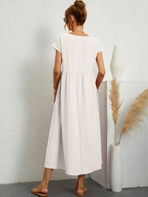 Amélie - Minimalistische Midi Jurk met Relaxte Pasvorm en Korte Mouwen