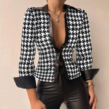 Selena – Getailleerd Imitatielederen Overhemd met Geplooid Detail