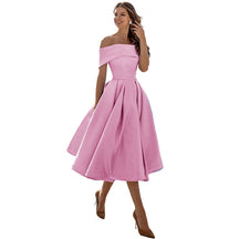 Aurelia - Elegante Off-Shoulder Cocktailjurk met Uitlopende Rok