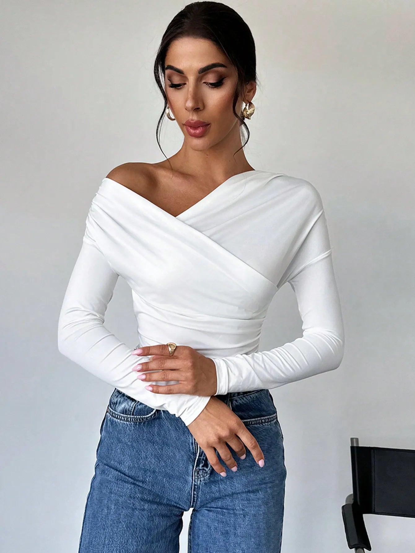 Elisa - Elegante Off-Shoulder Top met Lange Mouwen