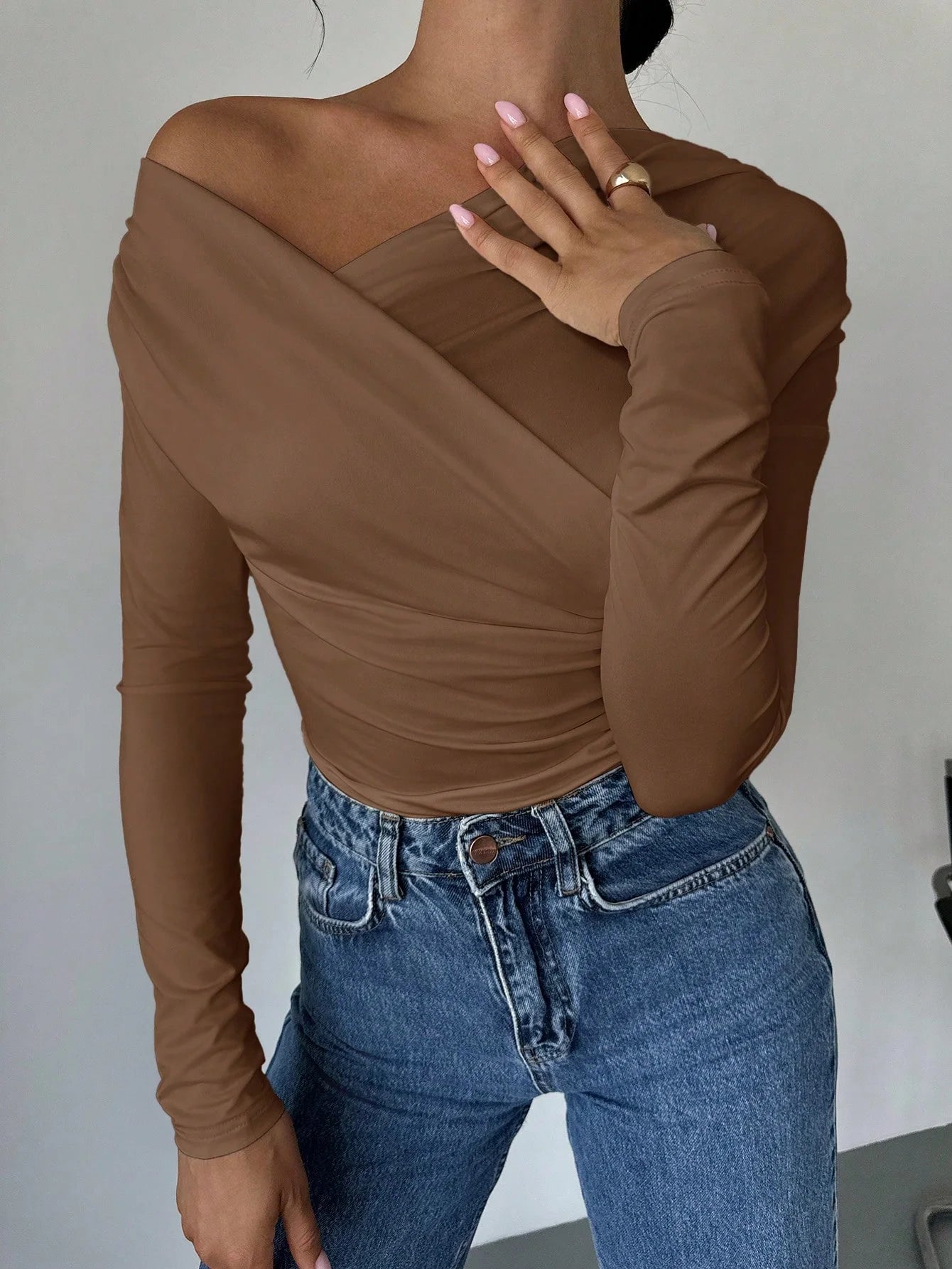 Elisa - Elegante Off-Shoulder Top met Lange Mouwen