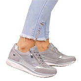 UrbanChic - Stijlvolle Dames Sneakers met Ritsdetail