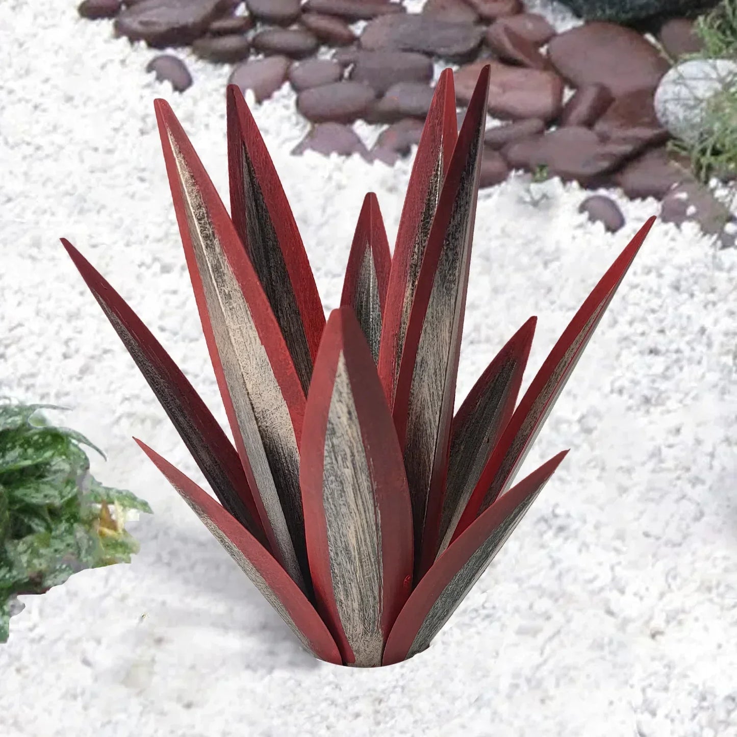 OutdoorGarden - Handgemaakte, beschilderde metalen agave planten