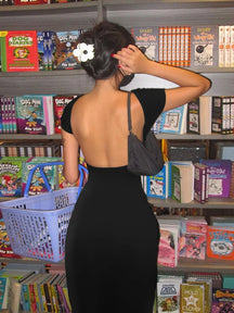 Natalia - Sexy Lange Jurk met Open Rug en Bodycon Pasvorm