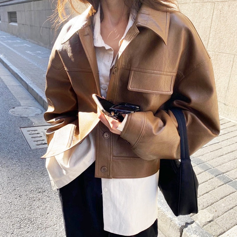 Dames Leren Jas Bruin | Kort Model met Overhemdkraag & Knoopsluiting