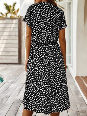Lena - Stijlvolle Midi Jurk met Knoopsluiting en Trendy Print