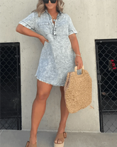Lauren - Casual Denim Tuniekjurk met Knoopdetail en Rafelrand