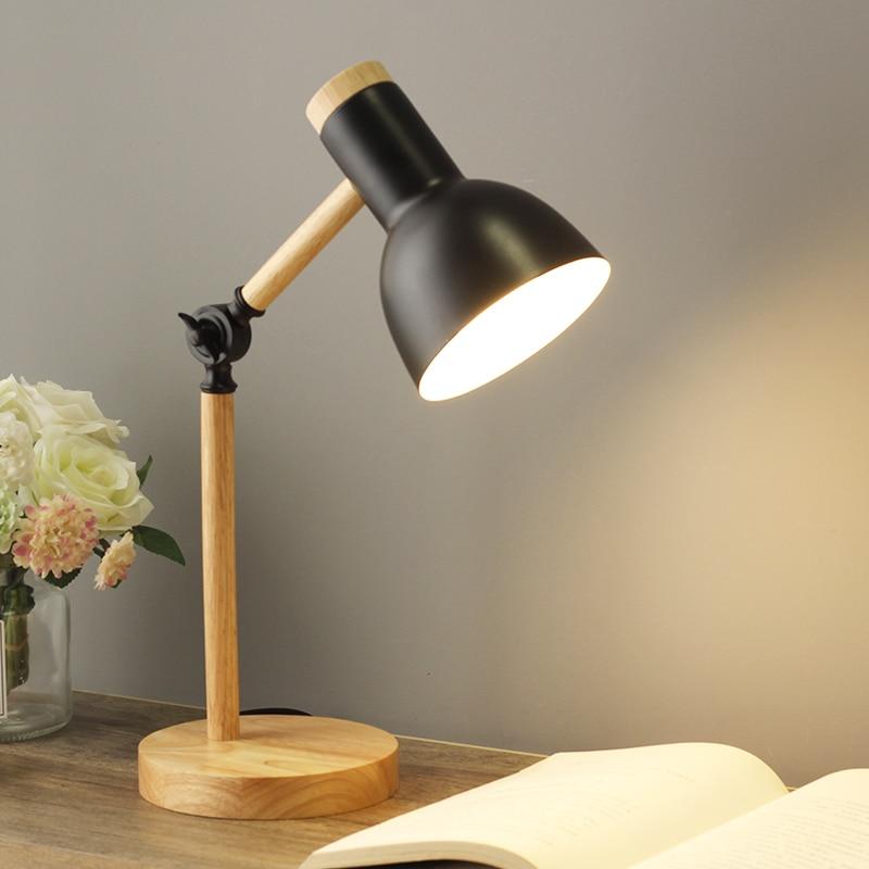 NordicBeam - Elegant Houten Bureaulamp met Verstelbare Arm