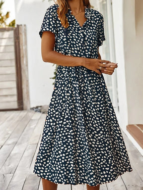 Lena - Stijlvolle Midi Jurk met Knoopsluiting en Trendy Print