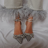 Virelle - Sprankelende Pumps met hak, Versierd met strass en een Elegante Strik